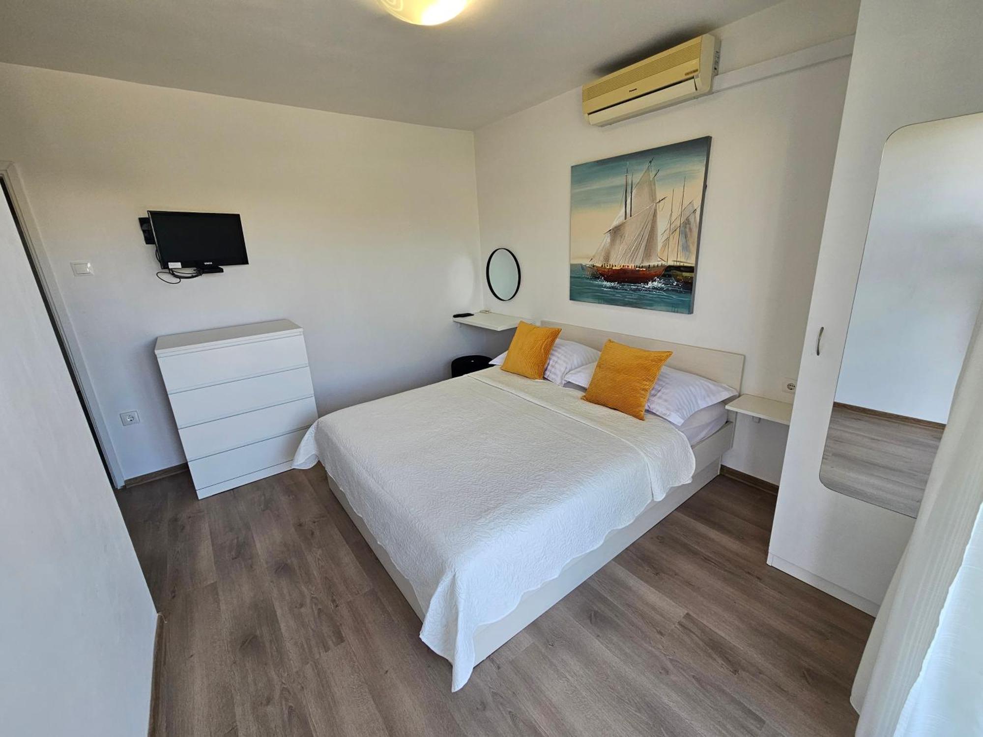 Apartmani Matija Макарска Экстерьер фото