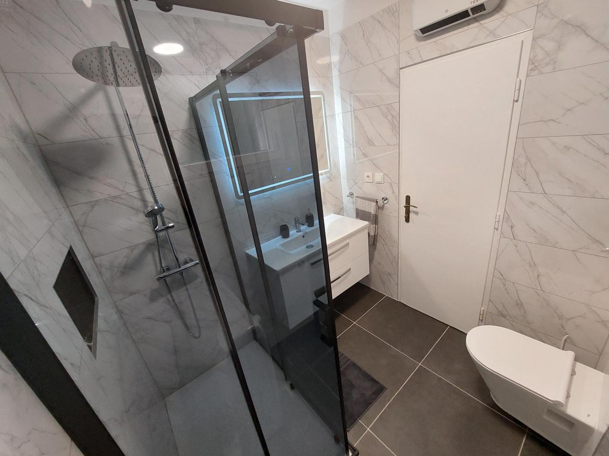 Apartmani Matija Макарска Экстерьер фото