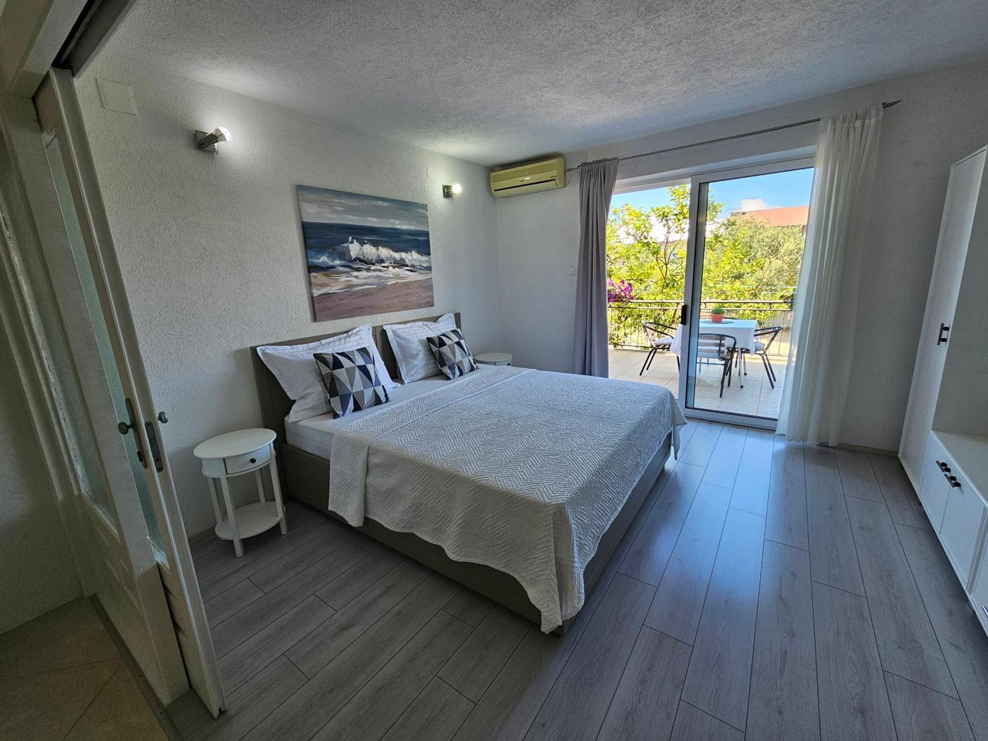 Apartmani Matija Макарска Экстерьер фото